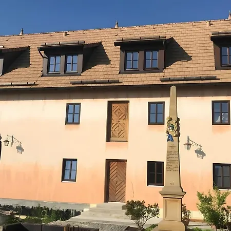 Apartment Penzlin Für 2 Personen Auf 52 M² *
